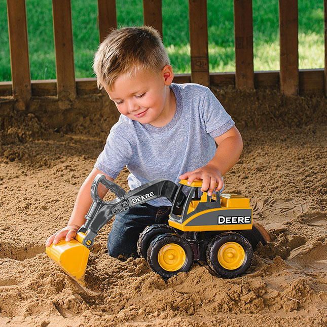 15 inch Deere Construction Excavator Image