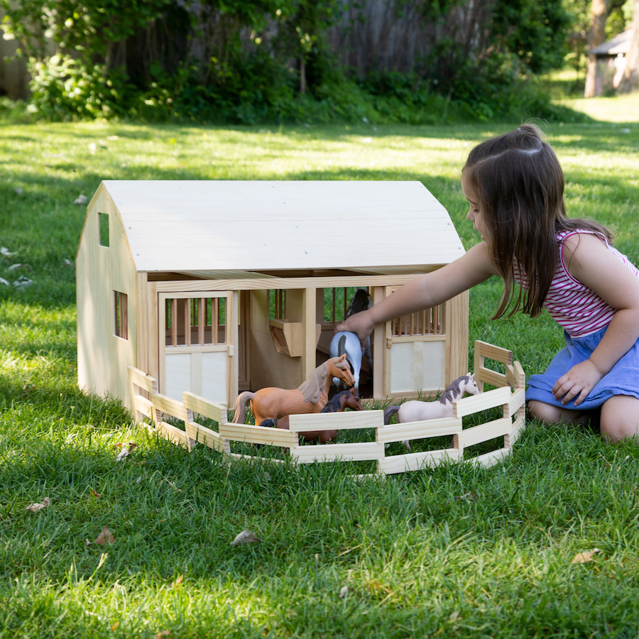 Countryside Stable & Corral