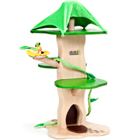 Anamalz Treehouse with Toucan