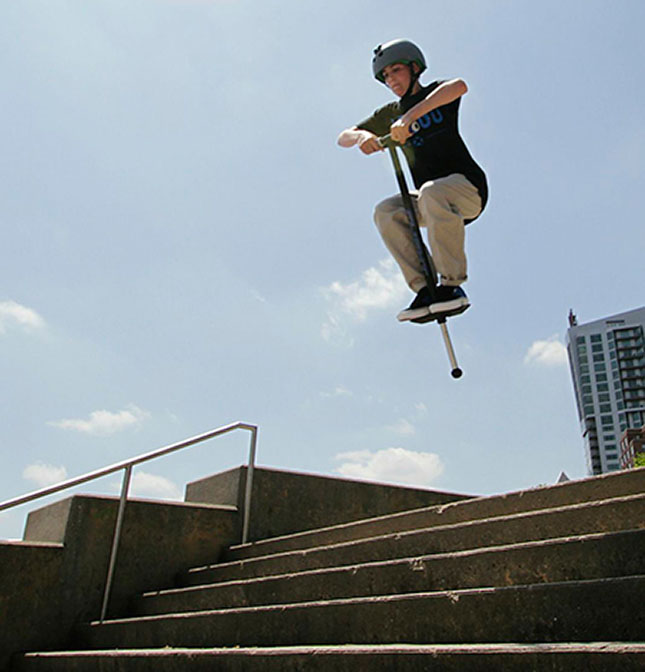 Flight Pogo Stick Fat Brain Toys