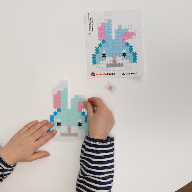 Fat Brain Toys TOMY Jixelz – Bastelset Mit 1750 Teilen, Vorlagen Für Caticorn & Narwal, Kein Kleber Nötig