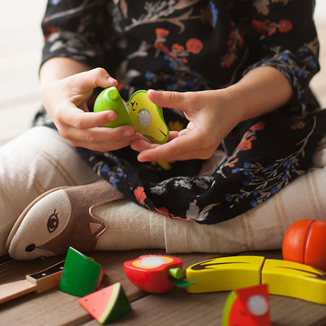 Orchard Fresh Cutting Fruit - - Fat Brain Toys