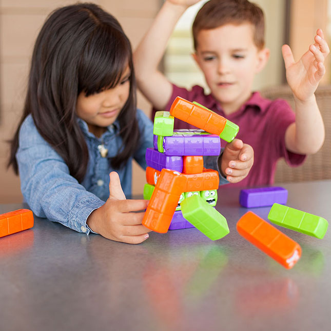 Push 'n Pull Worm Tower Fat Brain Toys