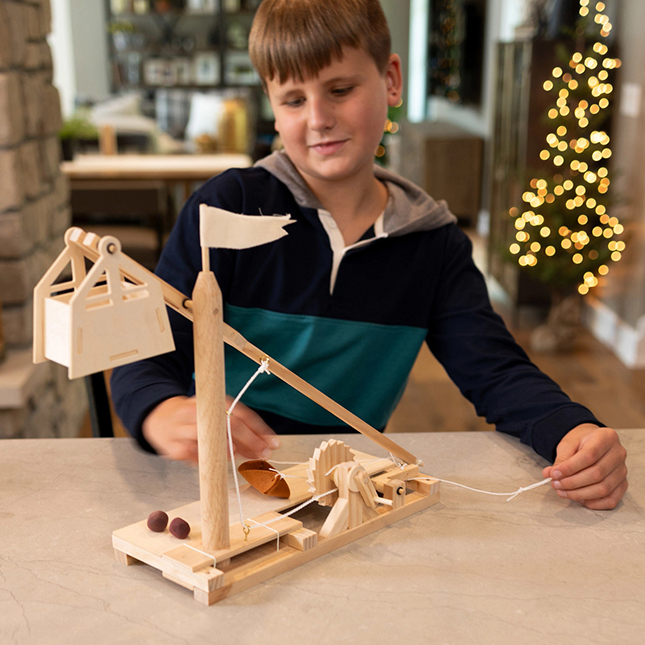 Leonardo Da Vinci Trebuchet Fat Brain Toys