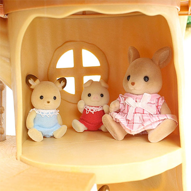calico critters tree house bonus gift set