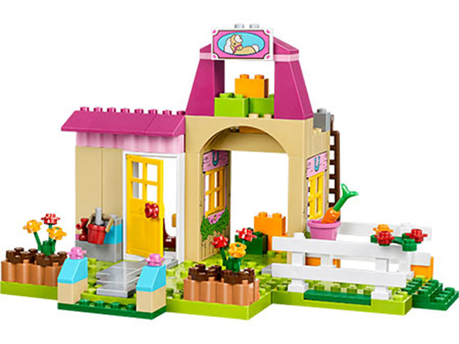 LEGO Juniors Pony Farm - - Fat Brain Toys