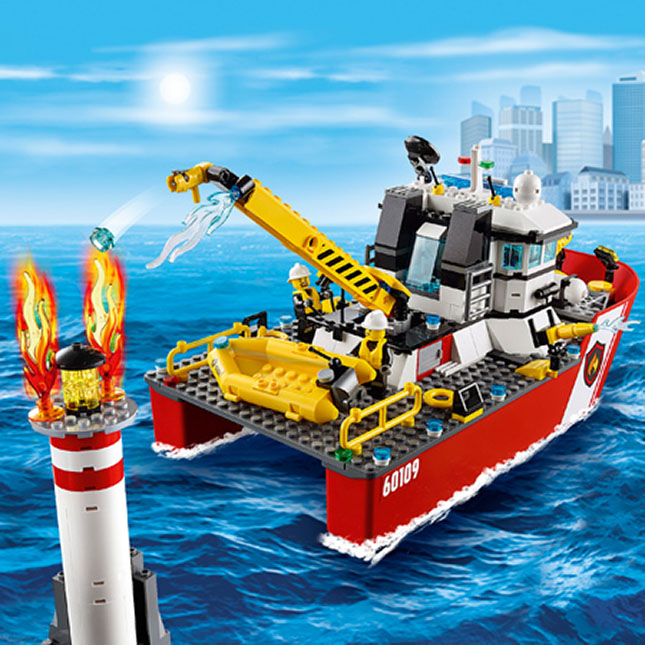 LEGO CITY Fireboat ref 60109 from 6 years old