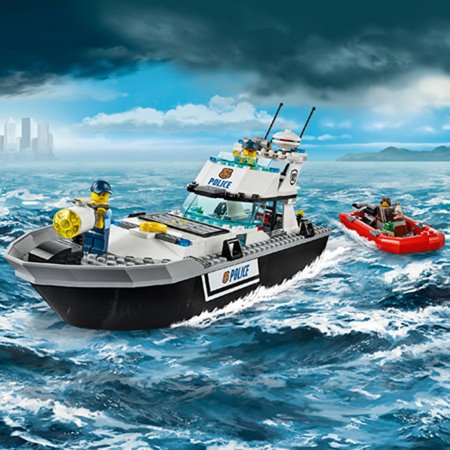 lego police yacht