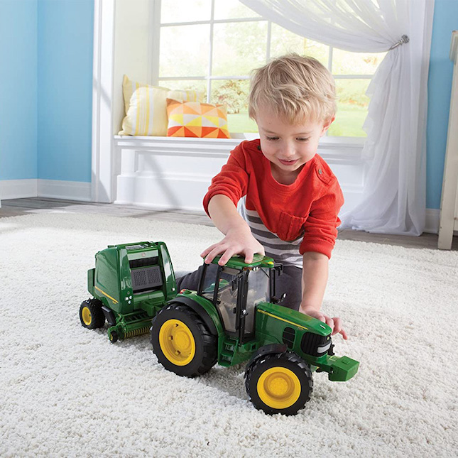 1/16 Big Farm John Deere Tractor and Baler Set - Best for Ages 3 to 12