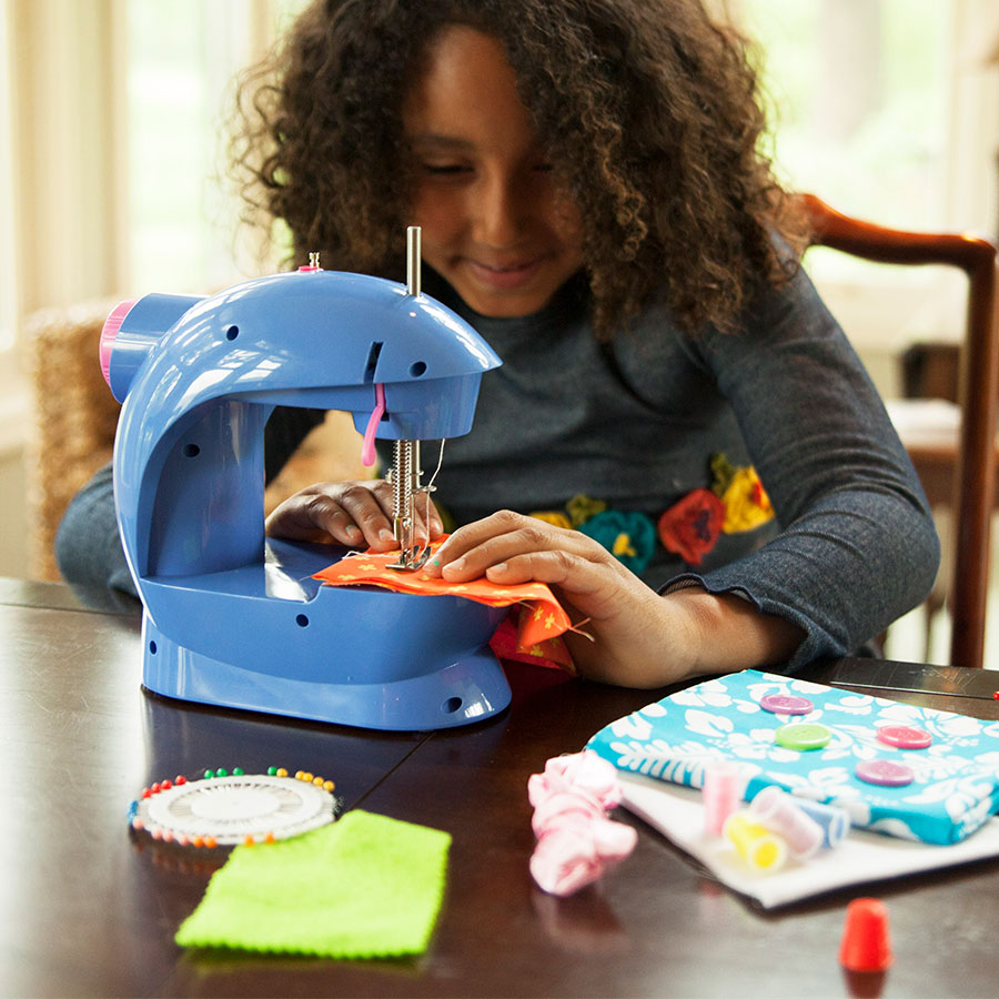 My 1st Deluxe Sewing Machine Kit Fat Brain Toys
