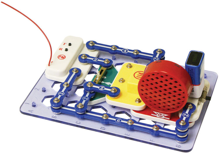 Snap Circuits - FM Radio - - Fat Brain Toys