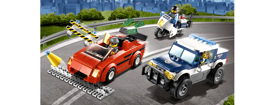 LEGO City Police - High Speed Chase - - Fat Brain Toys