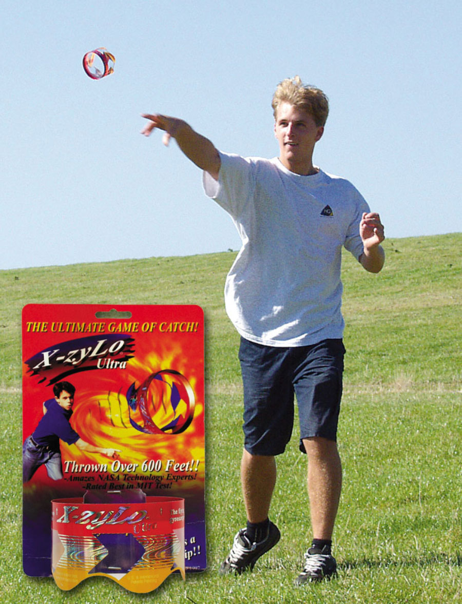 XzyLo Flying Gyroscope Fat Brain Toys