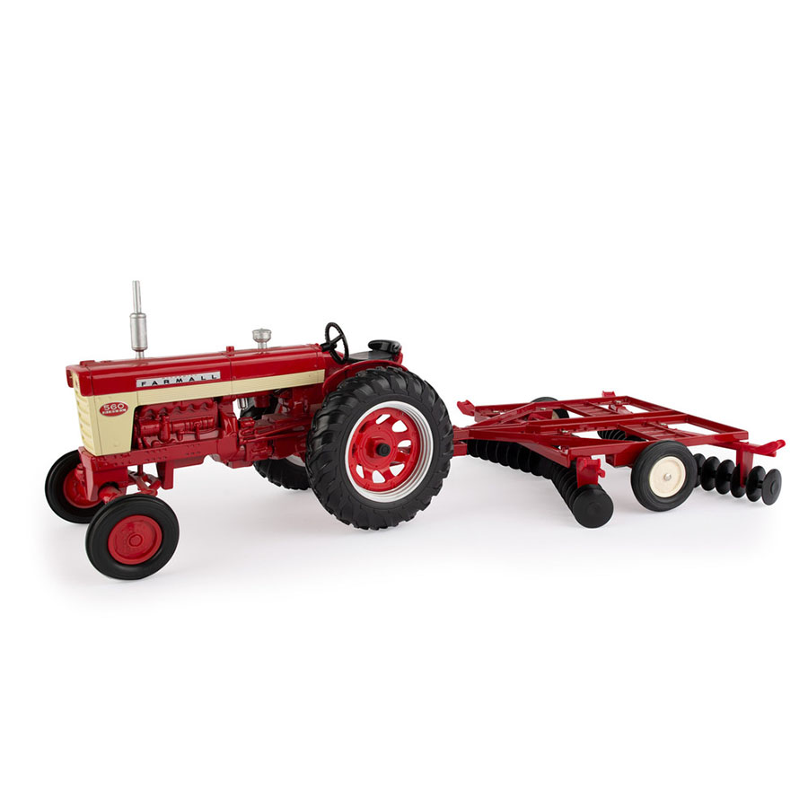 1 16 Farmall 560 Diesel With Disk Farm Toys