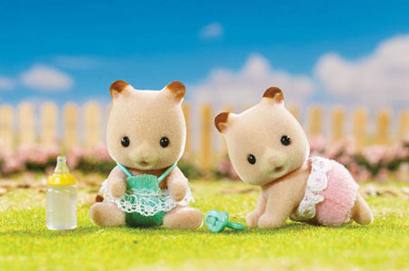 Calico critters sales hamster family