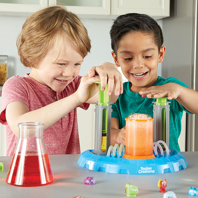 Beaker Creatures Liquid Reactor Super Lab - - Fat Brain Toys