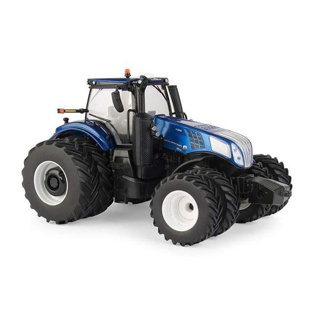 1/32 New Holland T8.435 Blue Power Tractor - - Fat Brain Toys