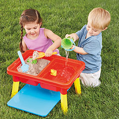 tinkers sand & water activity table